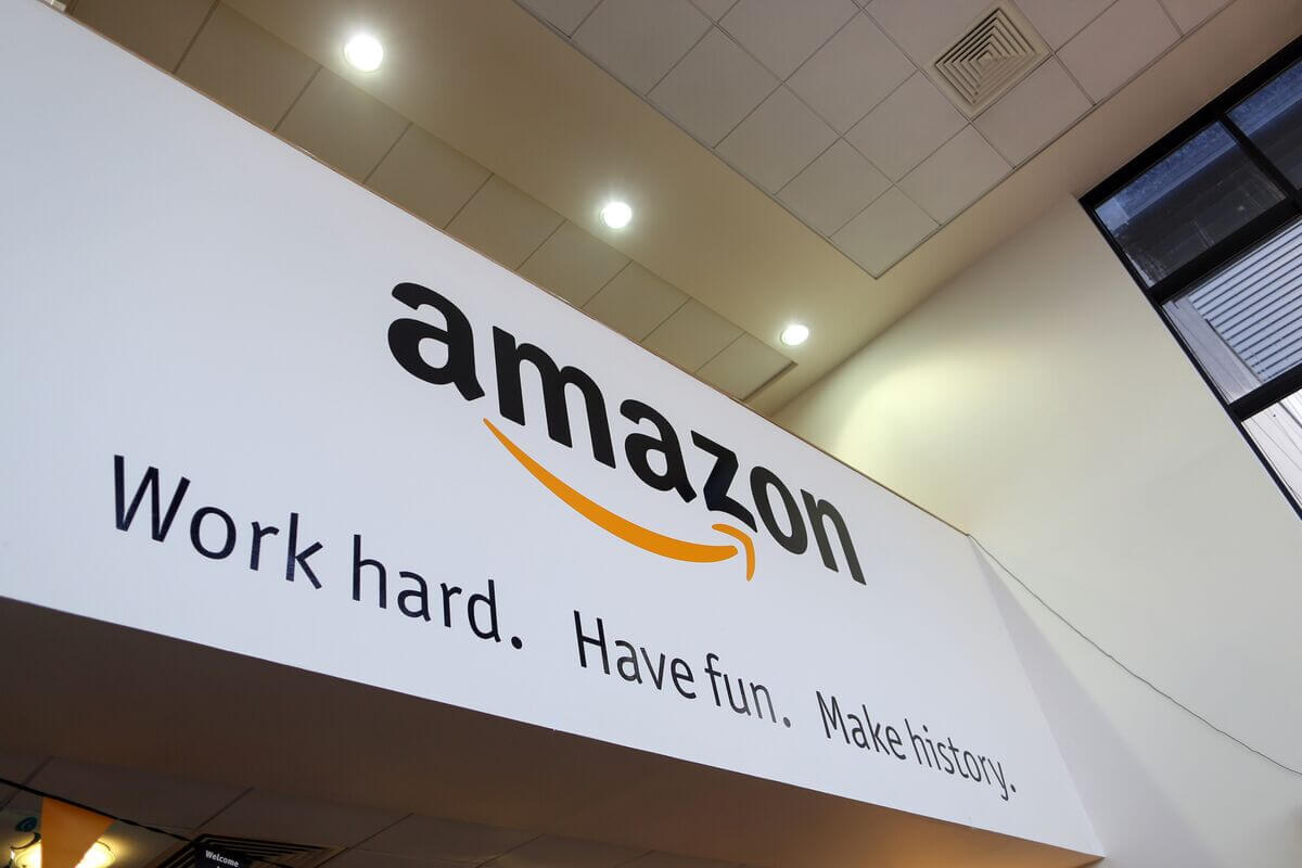 Amazon: "Work Hard. Have Fun. Make History."