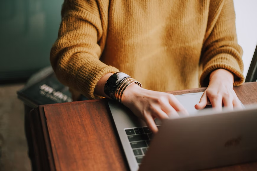 5 ChatGPT Prompts For Unstoppable Copywriting