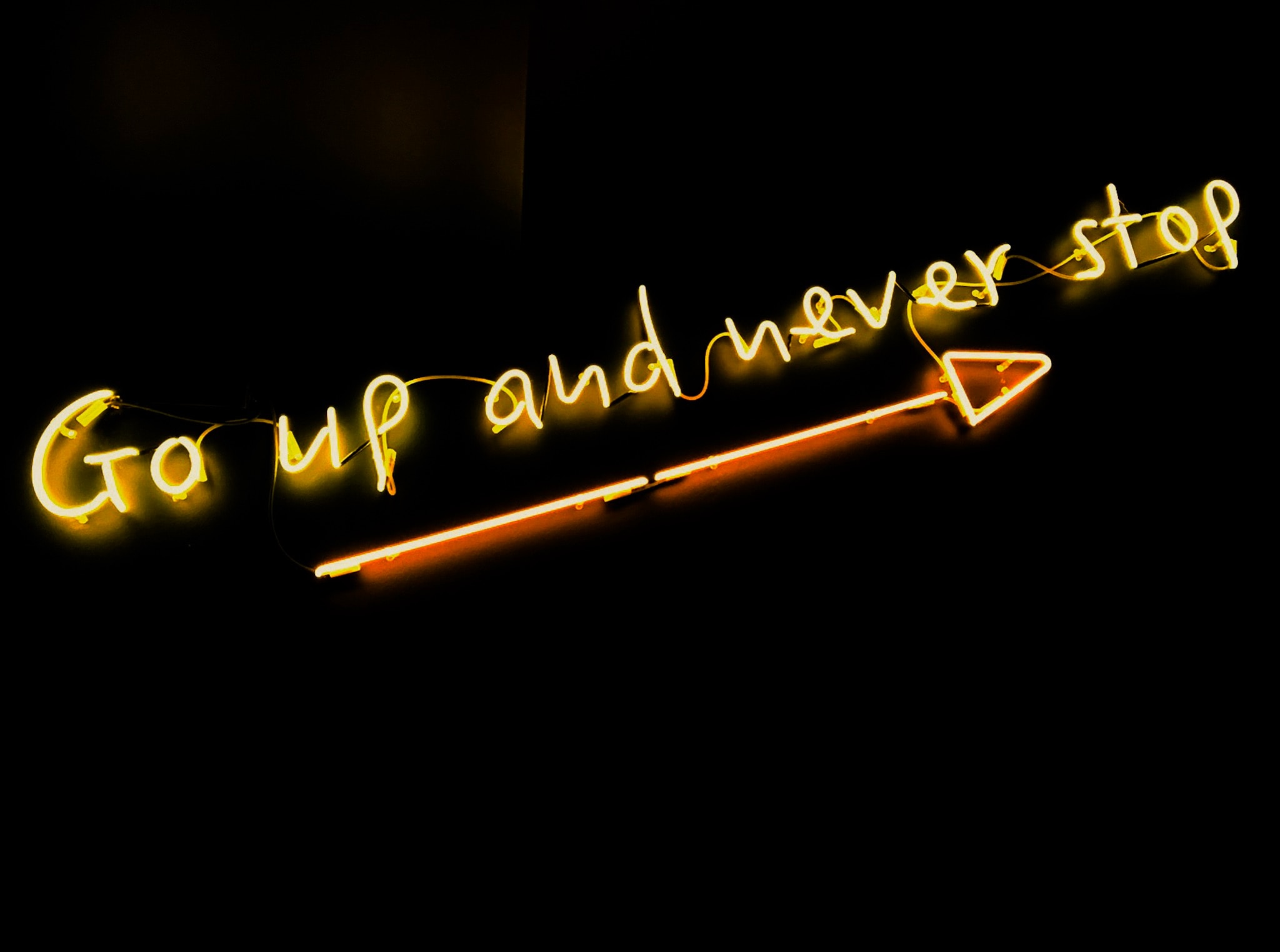 neon-yellow-text-black-wall neon-yellow-text-black-wall